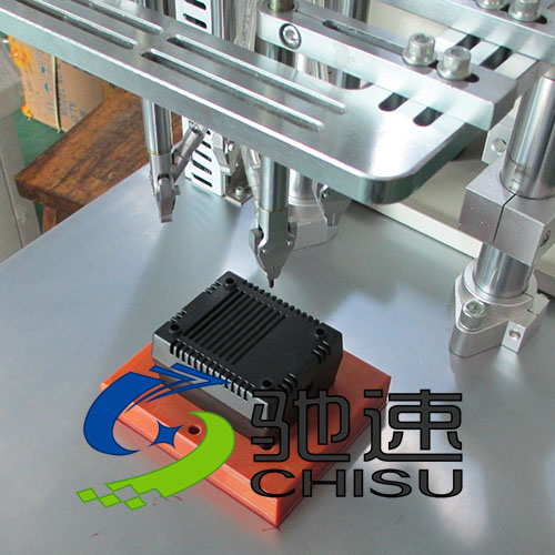 充电器锁螺丝机