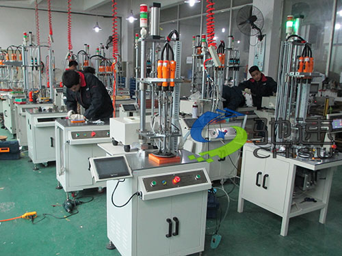 自动锁螺丝机厂家