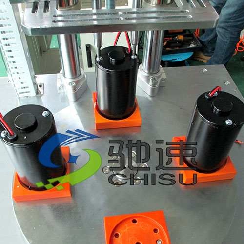 自动锁长螺丝设备