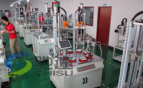 机械手拧螺丝机