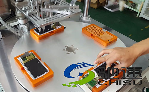 转台式锁螺丝机操作