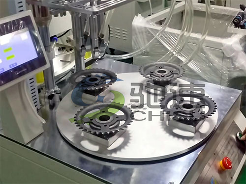 自行车齿片锁螺丝机