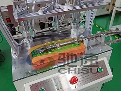 儿童滑板车自动锁螺丝机-6轴固定式