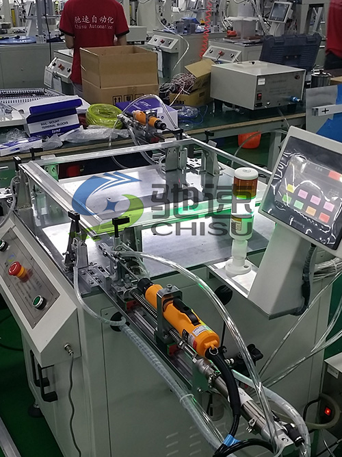 水平自动锁螺丝机