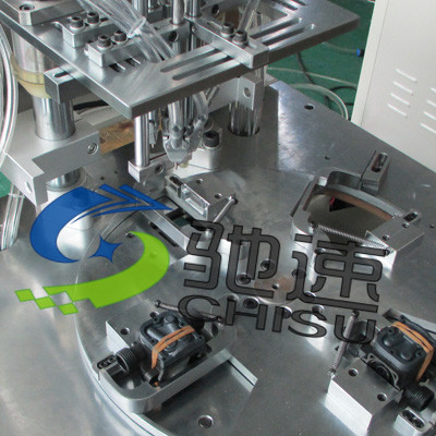 洗车器配件5轴锁螺丝机-出料式