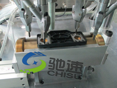 自动拧螺丝设备供暖行业-4轴固定式