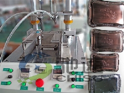 2轴锁螺丝机在酒店用品行业应用