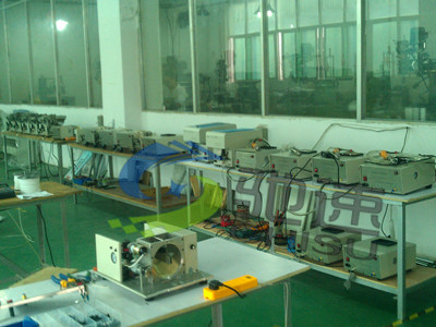 自动锁螺丝机组装区