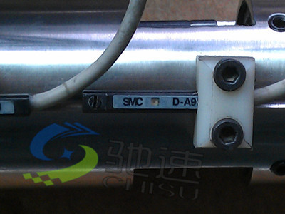 锁付机构双感应器