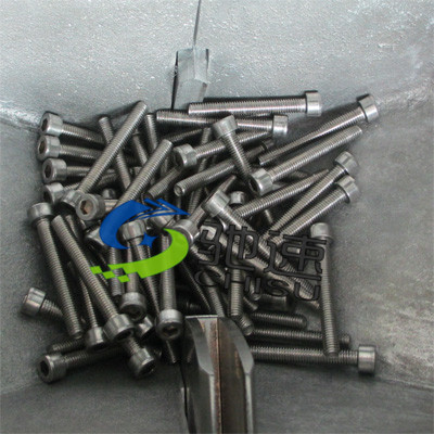 自动锁长螺丝机