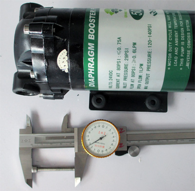 自动锁长螺丝机