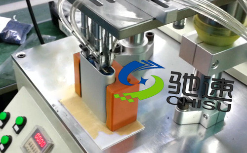 移动电源自动锁螺丝机